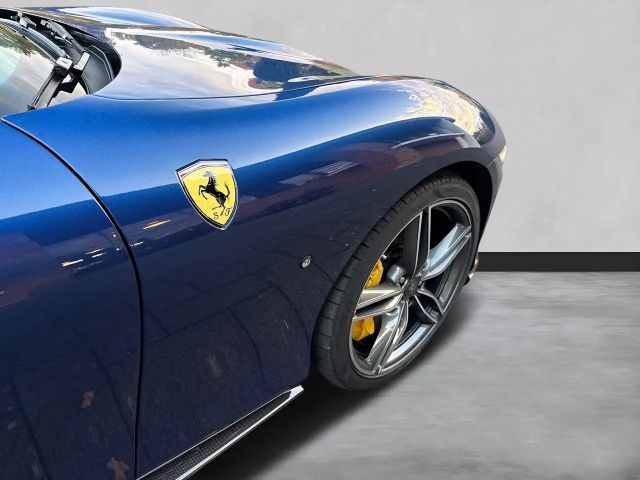 Ferrari Roma *Embleme*Navi*Kamera*JBL-HiFi*