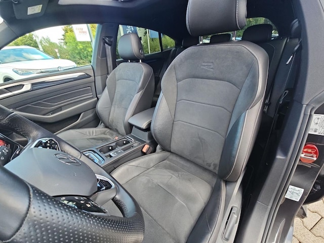 Volkswagen Arteon 2.0 TSI DSG R-Line