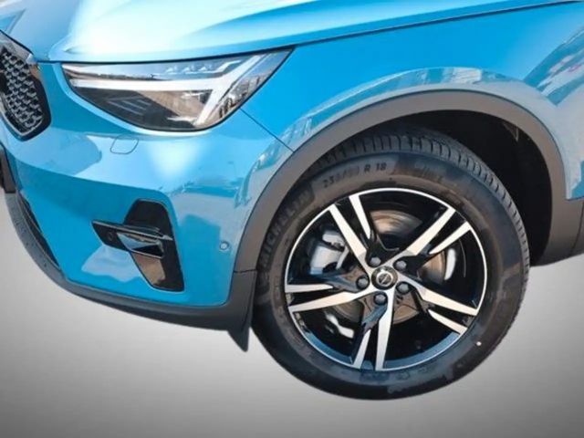 Volvo XC40 Business Dark Plus