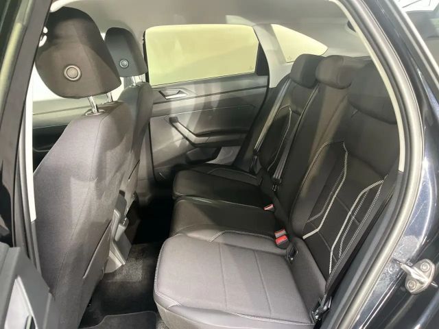 Volkswagen Taigo 1.0 TSI DSG Style