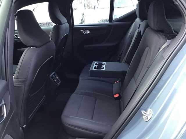 Volvo XC40 Core Recharge