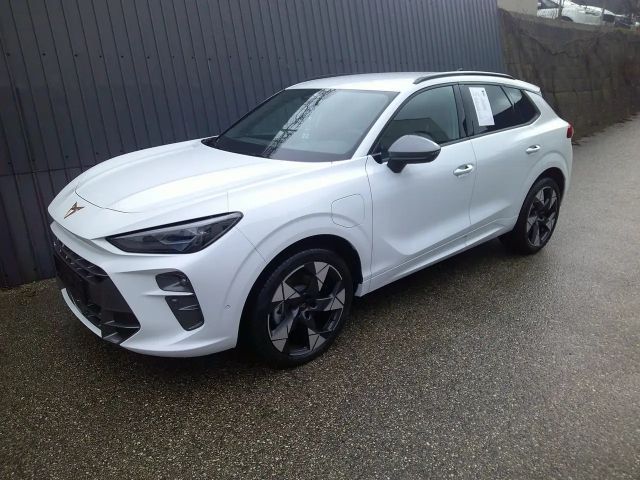 Cupra Terramar 1.5 e-Hybrid