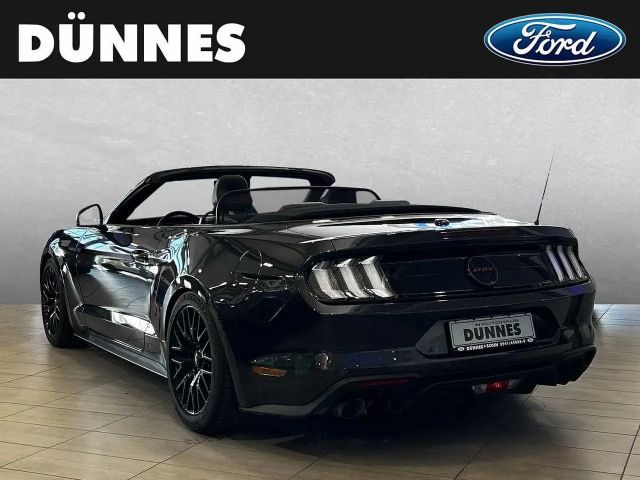 Ford Mustang Convertible GT 5.0 V8
