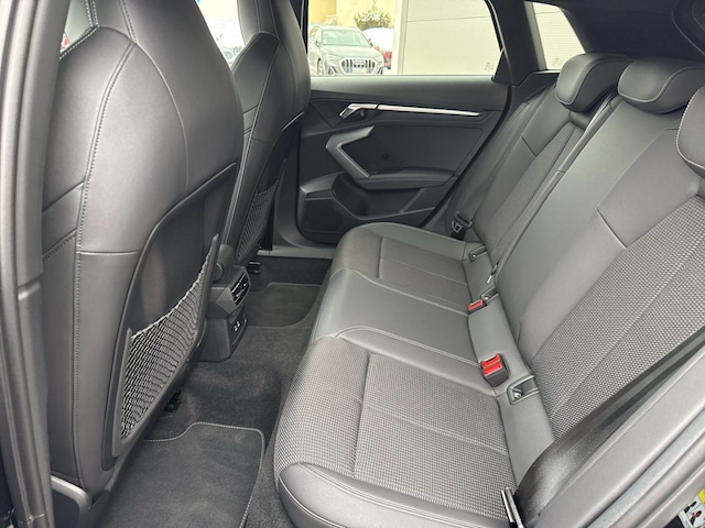 Audi A3 30 TFSI S-Line S-Tronic Sportback