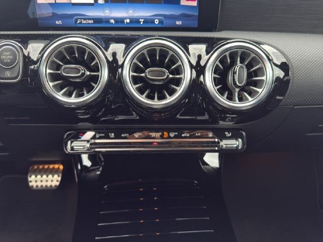 Mercedes-Benz CLA 200 Shooting Brake