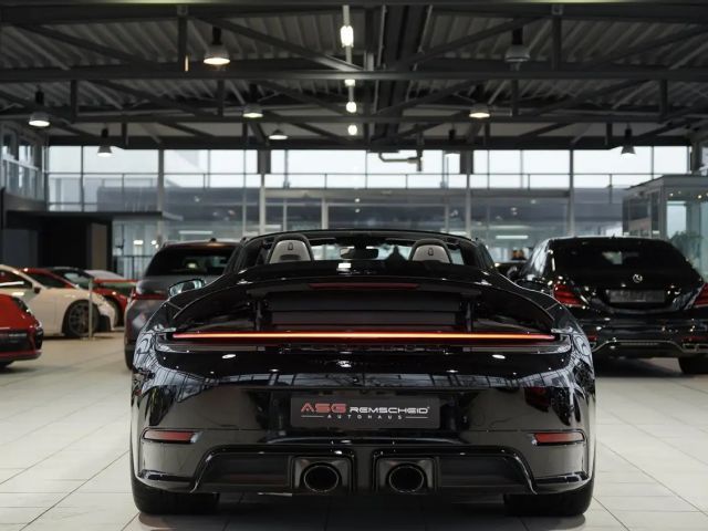 Porsche 911 4 Cabrio Carrera GTS