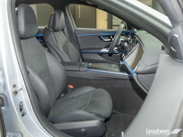 Mercedes-Benz E 200 AMG Line Sedan