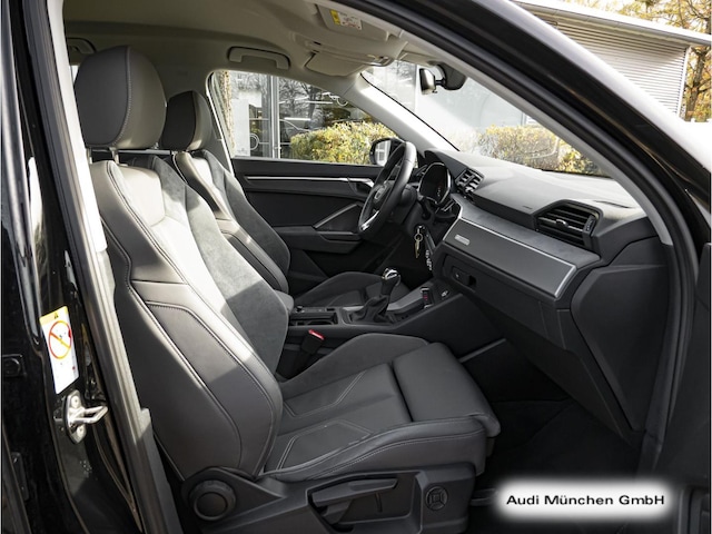 Audi Q3 35 TDI S-Tronic