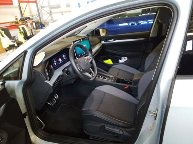 Volkswagen Golf 1.5 eTSI DSG Golf VIII