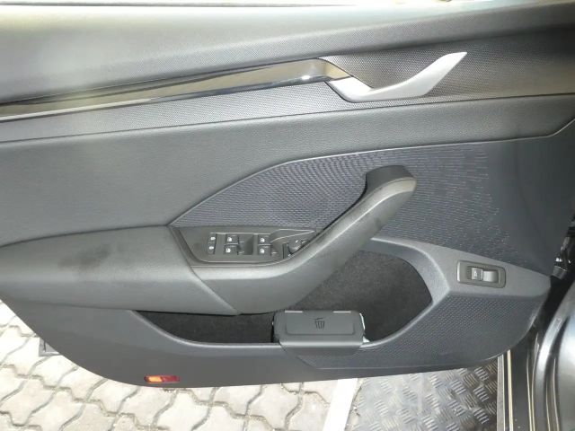 Skoda Octavia Selection