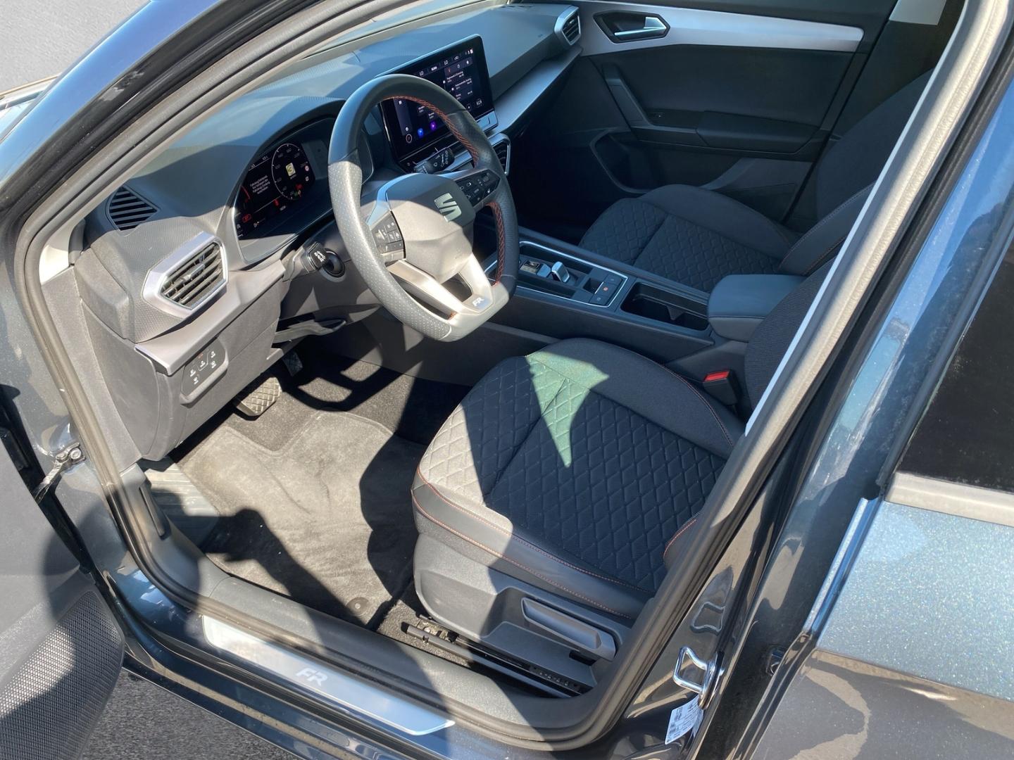 Seat Leon 2.0 TDI FR-lijn Sportstourer