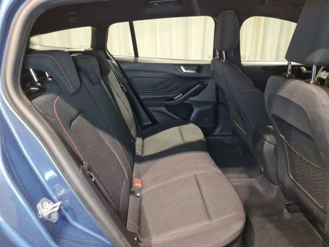 Ford Focus EcoBoost ST Line