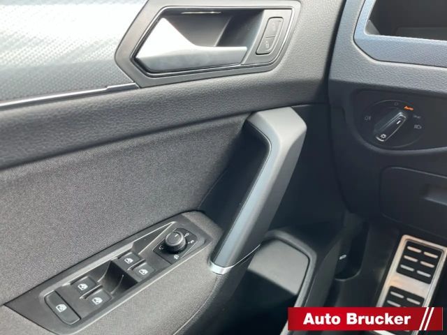 Volkswagen Touran 1.5 TSI DSG