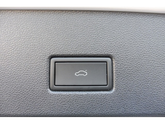 Volkswagen T-Roc 1.5 l TSI7-Gang-DSG Black Style AHK,LED