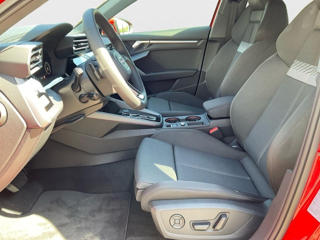 Audi A3 35 TDI S-Line S-Tronic Sedan