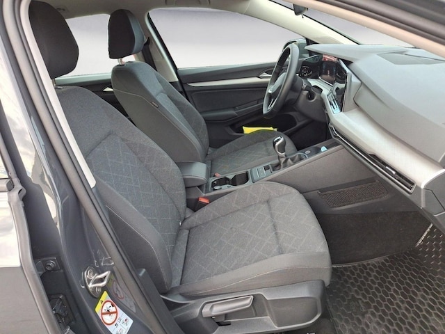 Volkswagen Golf 1.0 TSI Life Variant