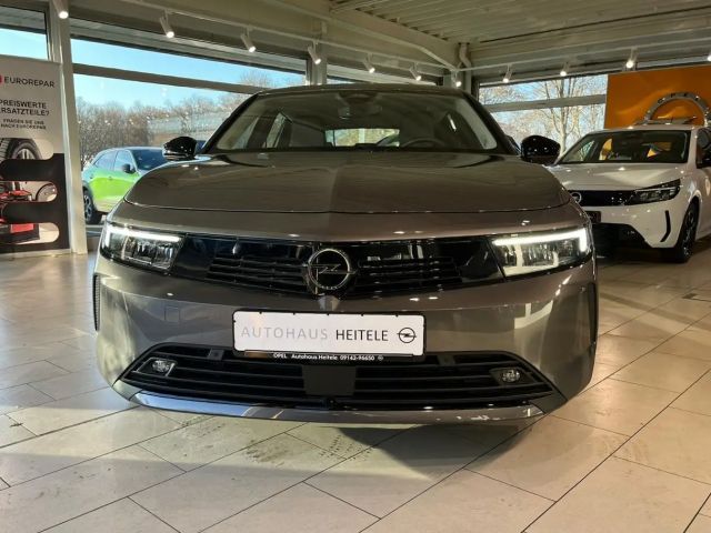 Opel Astra Hybrid Innovation