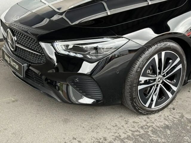 Mercedes-Benz CLA 180 Coupé Progressive