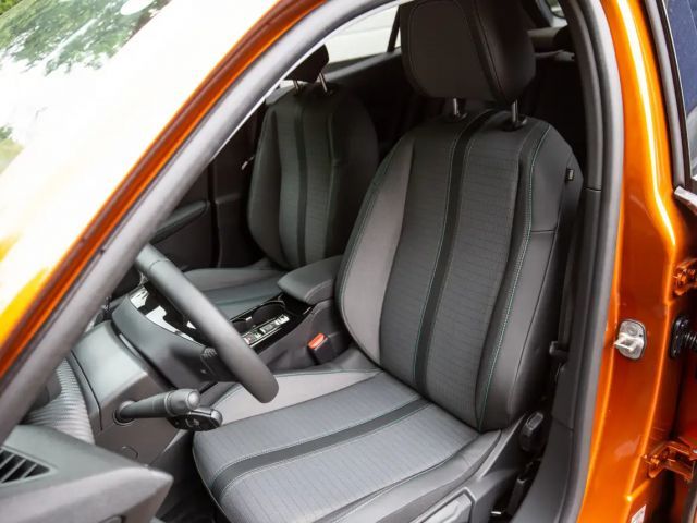 Peugeot 2008 Allure Pack EAT8 PureTech