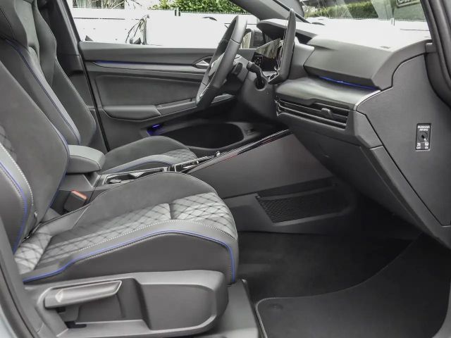 Volkswagen Golf R-Line Variant