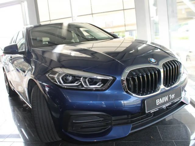 BMW 118 118i Advantage pakket