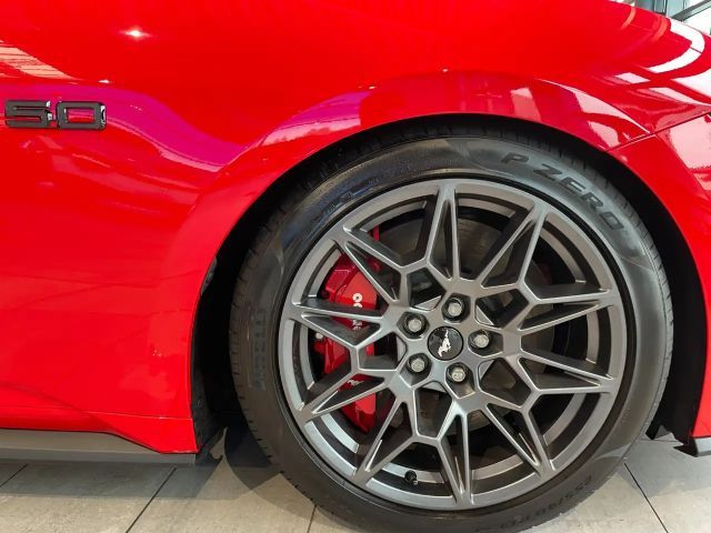 Ford Mustang Convertible GT 5.0 V8