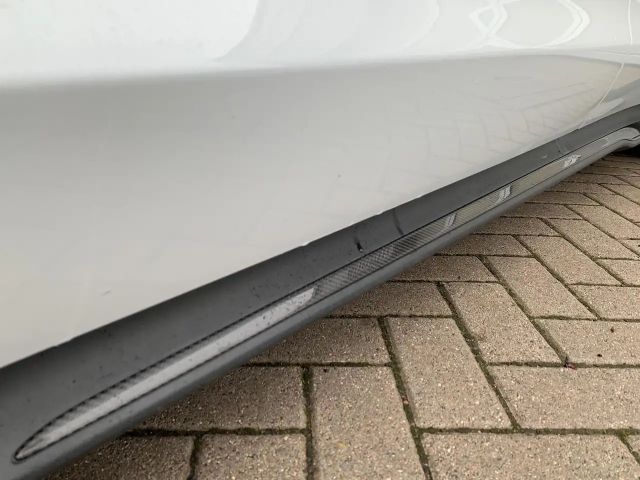 Porsche Taycan S Turbo