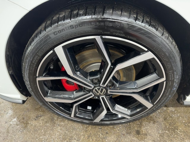 Volkswagen Polo 2.0 TSI DSG GTI