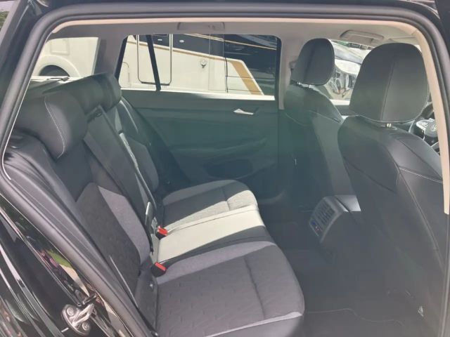 Volkswagen Golf 1.5 TSI Golf VIII Variant