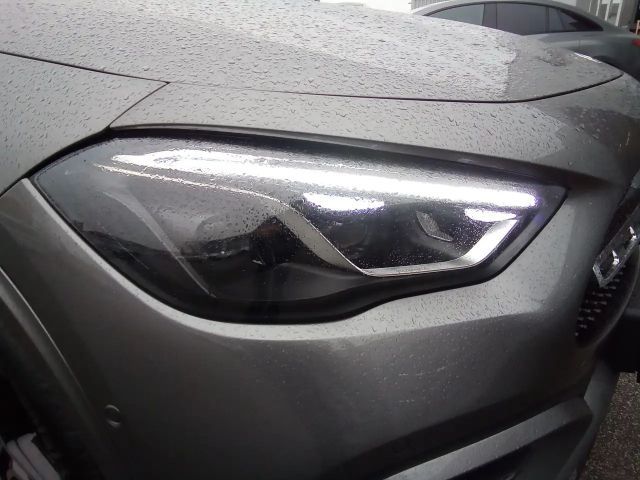 Mercedes-Benz GLA 180 AMG Line