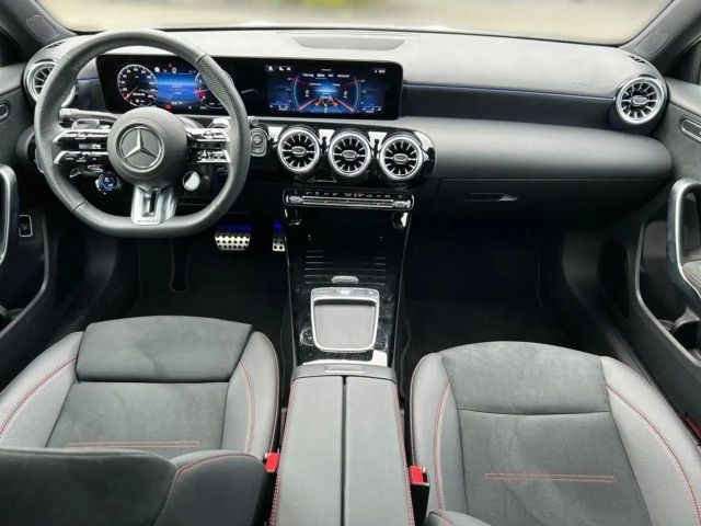 Mercedes-Benz A 35 AMG 4MATIC AMG Line