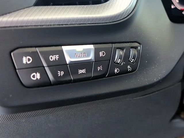 BMW 118 118i M-Sport Sedan