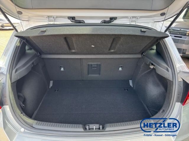 Hyundai i30 Advantage Hybrid T-GDi