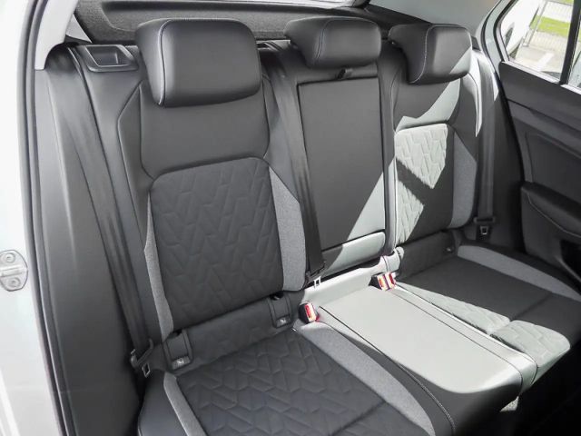 Volkswagen Golf 2.0 TDI DSG Golf VIII