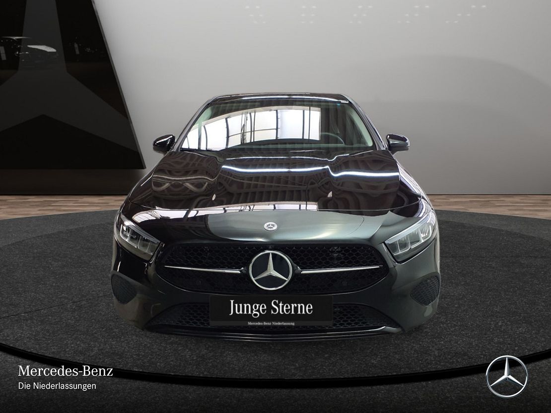 Mercedes-Benz A 200 A 200 d