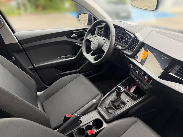 Audi A1 30 TFSI Allstreet S-Tronic