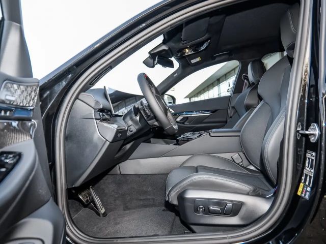 BMW i5 M-Sport M60 Sedan xDrive