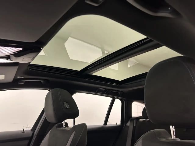 BMW 330 330e M-Sport Touring xDrive