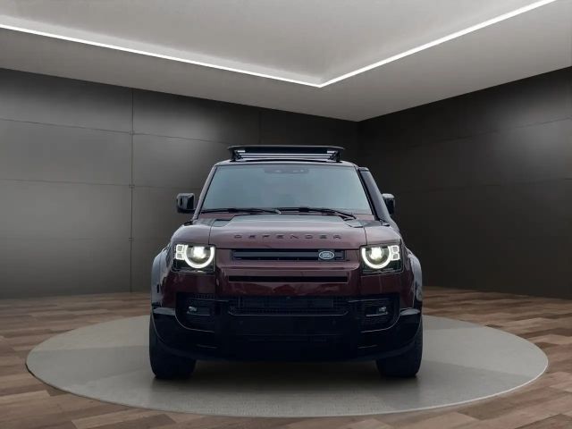 Land Rover Defender 110 D300