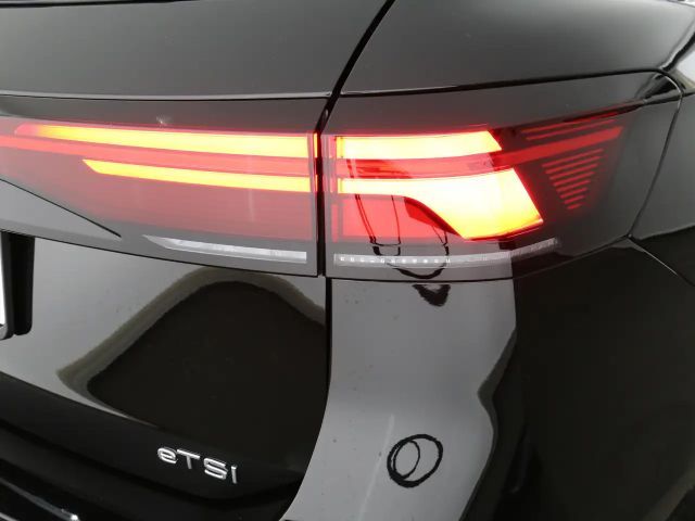 Volkswagen Passat 1.5 TSI Business DSG Variant