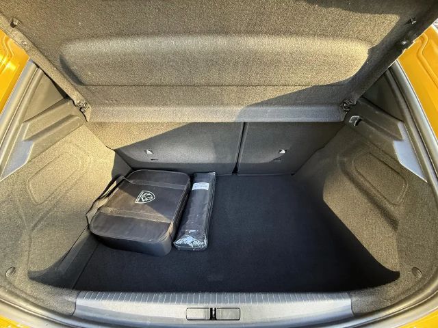 Peugeot E-208 Active Pack