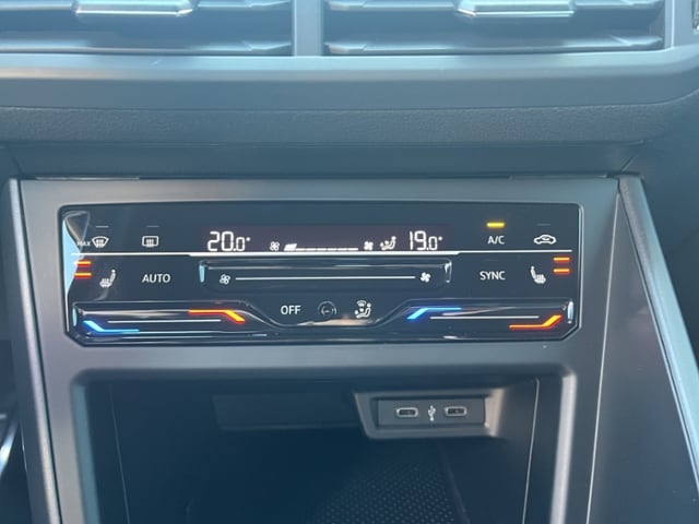 Volkswagen Taigo 1.5 TSI DSG R-Line