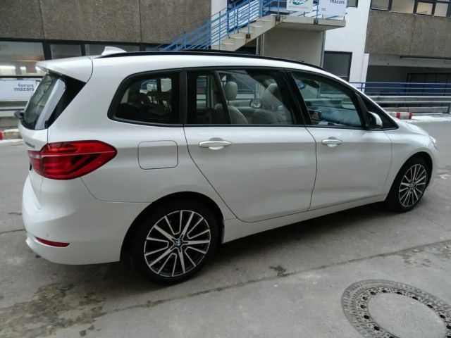 BMW 220 220d Sport Line xDrive