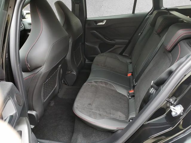 Ford Focus EcoBoost ST Line Wagon