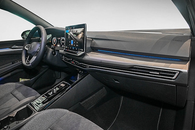 Volkswagen Golf Golf EDIT. 50 1,5 l eTSI 150PS DSG-neues Modell