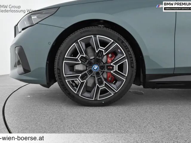 BMW i5 Sedan eDrive40