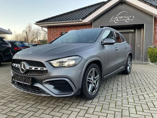 Mercedes-Benz GLA 200 AMG Line GLA 200 d