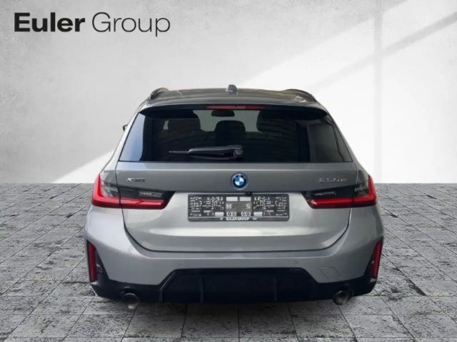 BMW 330 330e M-Sport xDrive