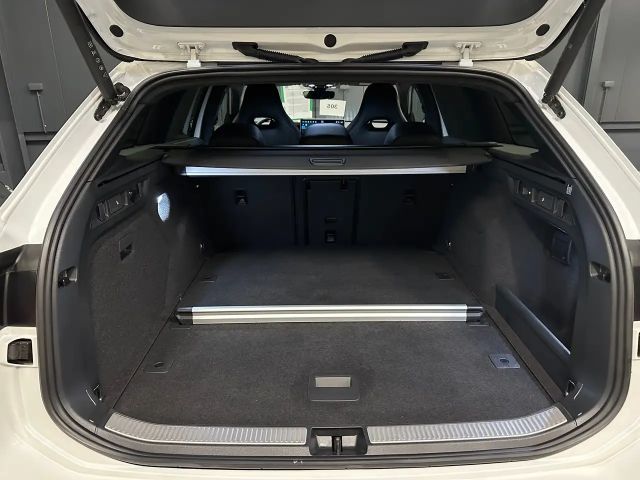 Volkswagen Passat 4Motion R-Line Variant