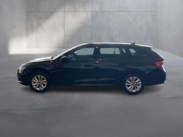 Skoda Octavia Essence TSI